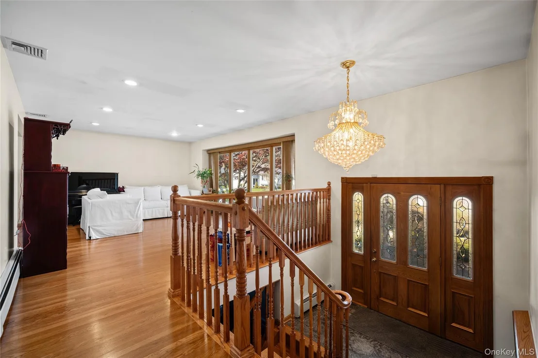 Photo of 150 Roxton Road