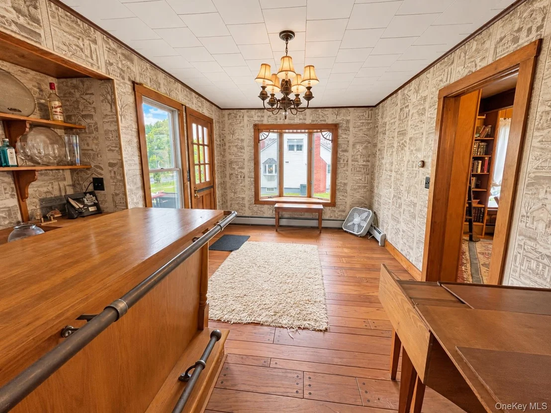 Photo of 39 Maple Avenue
