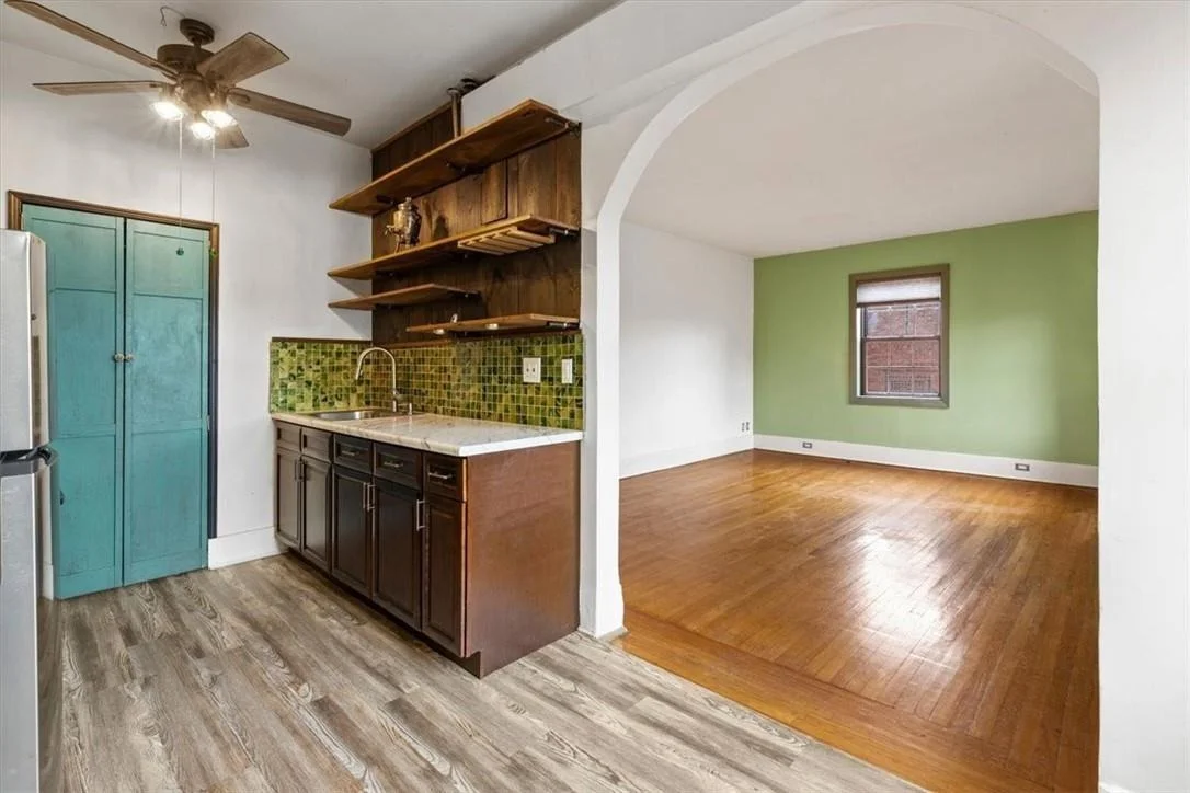 Photo of Unit 6A at 828 Bronx River Road