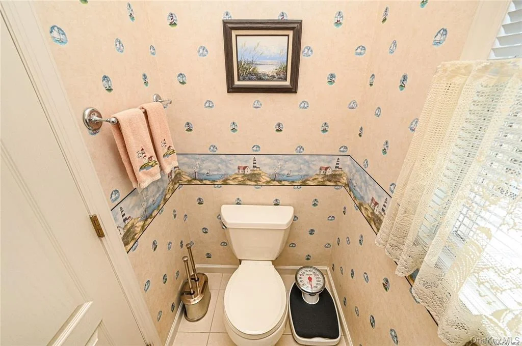 Photo of 828 Pondview Road