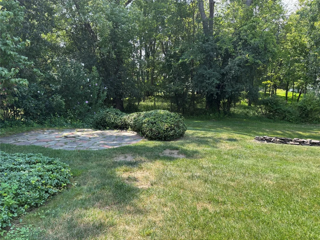 Photo of 21 Kinderhook Drive