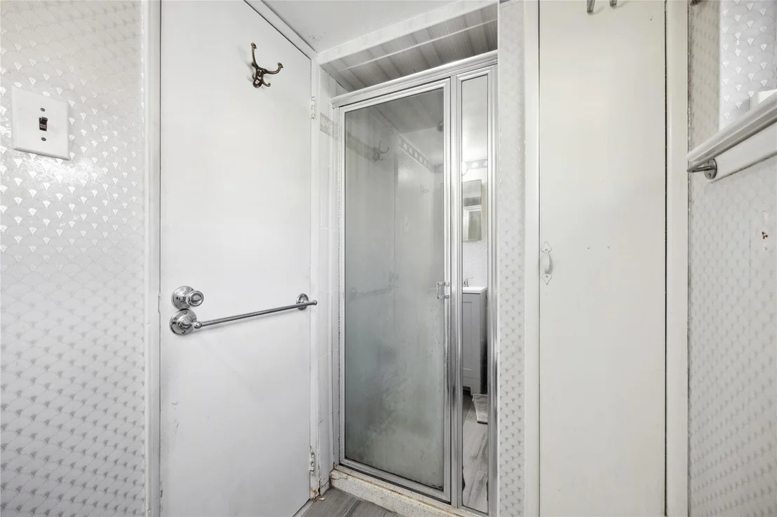Photo of 132 Crescent Drive