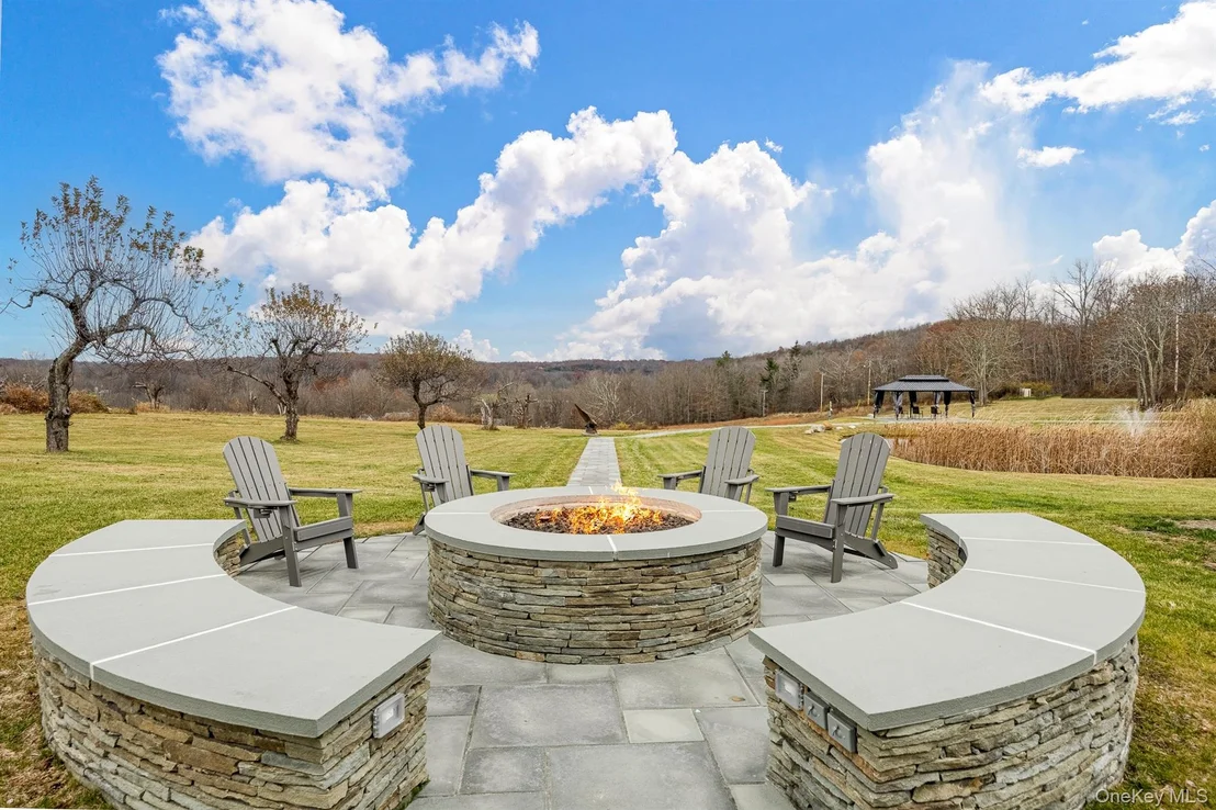 Photo of 97 Valley Farm Road