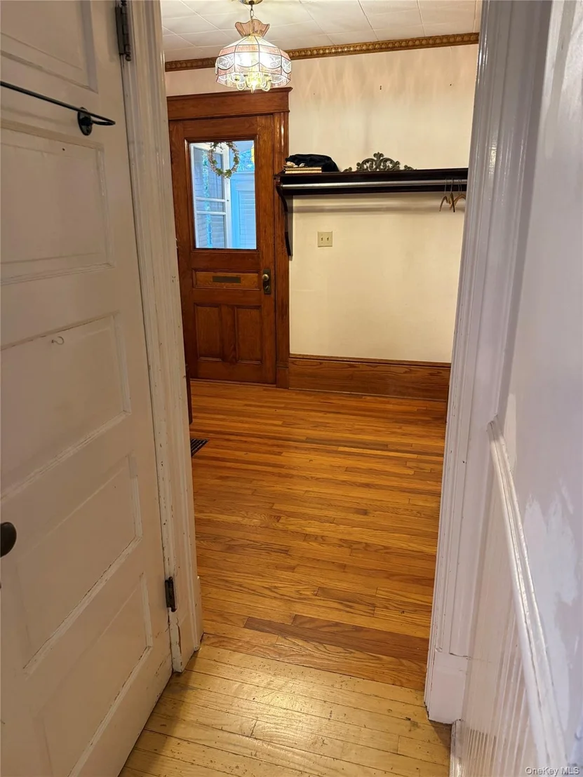 Photo of 19 Lewis Avenue