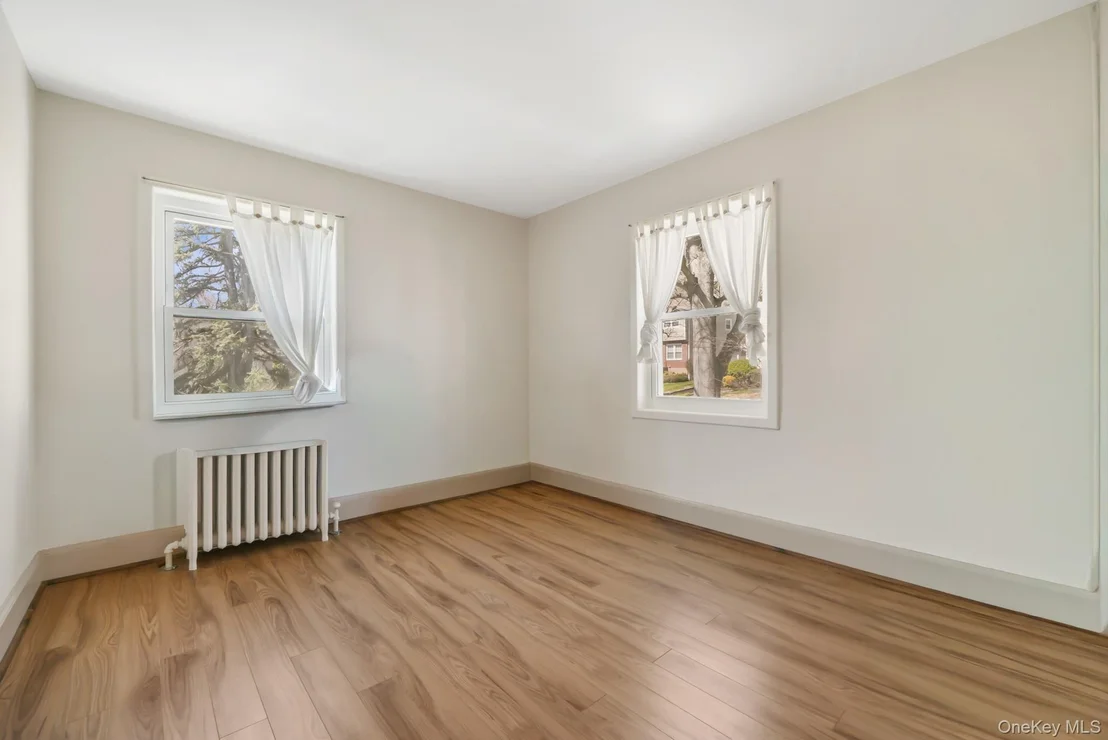 Photo of 64 AKA 68 Avondale Road