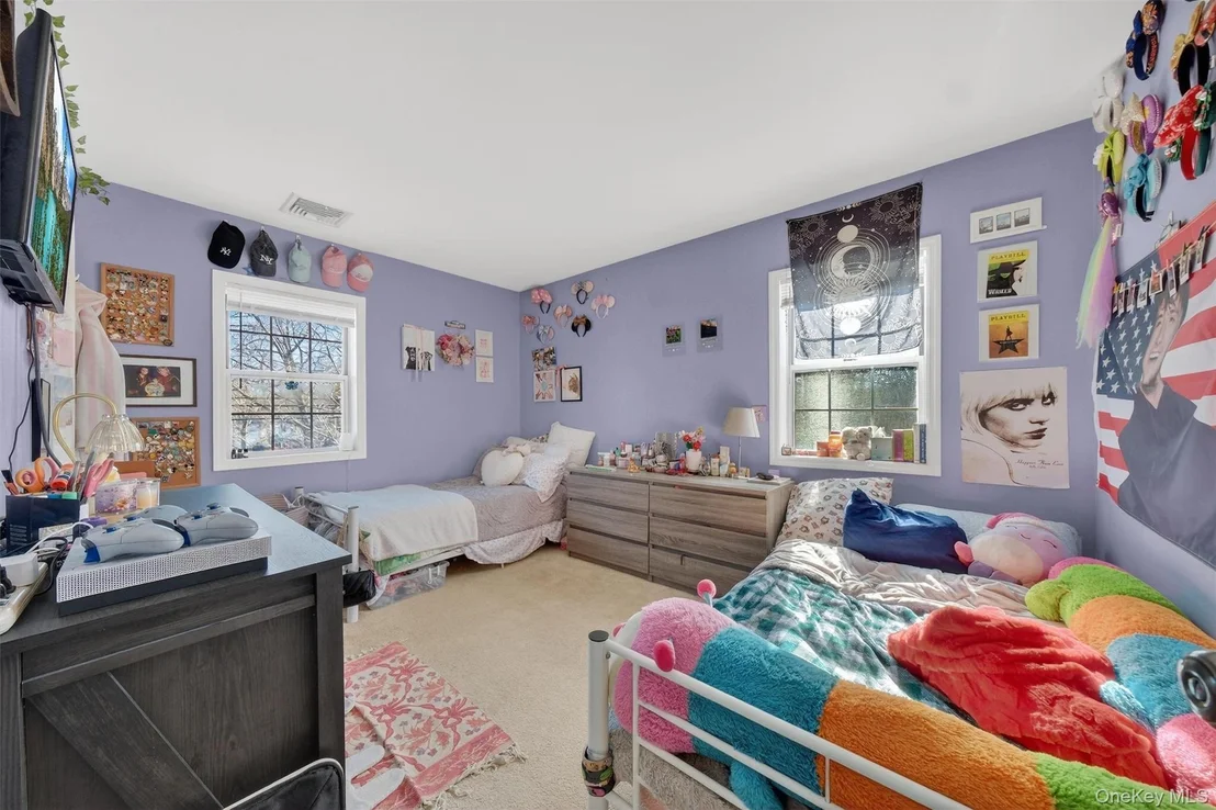 Photo of 13 Timberline Drive