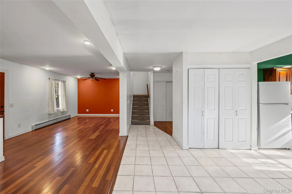 Photo of 10 Queen Drive