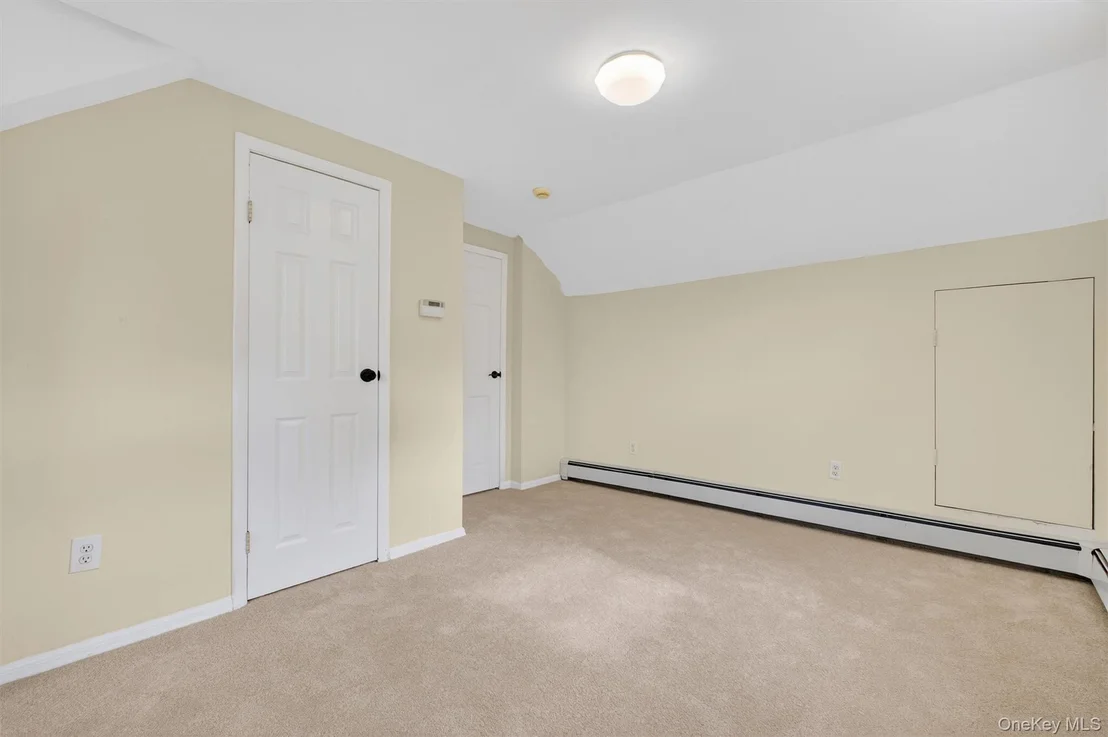 Photo of 19 Cayuga Drive