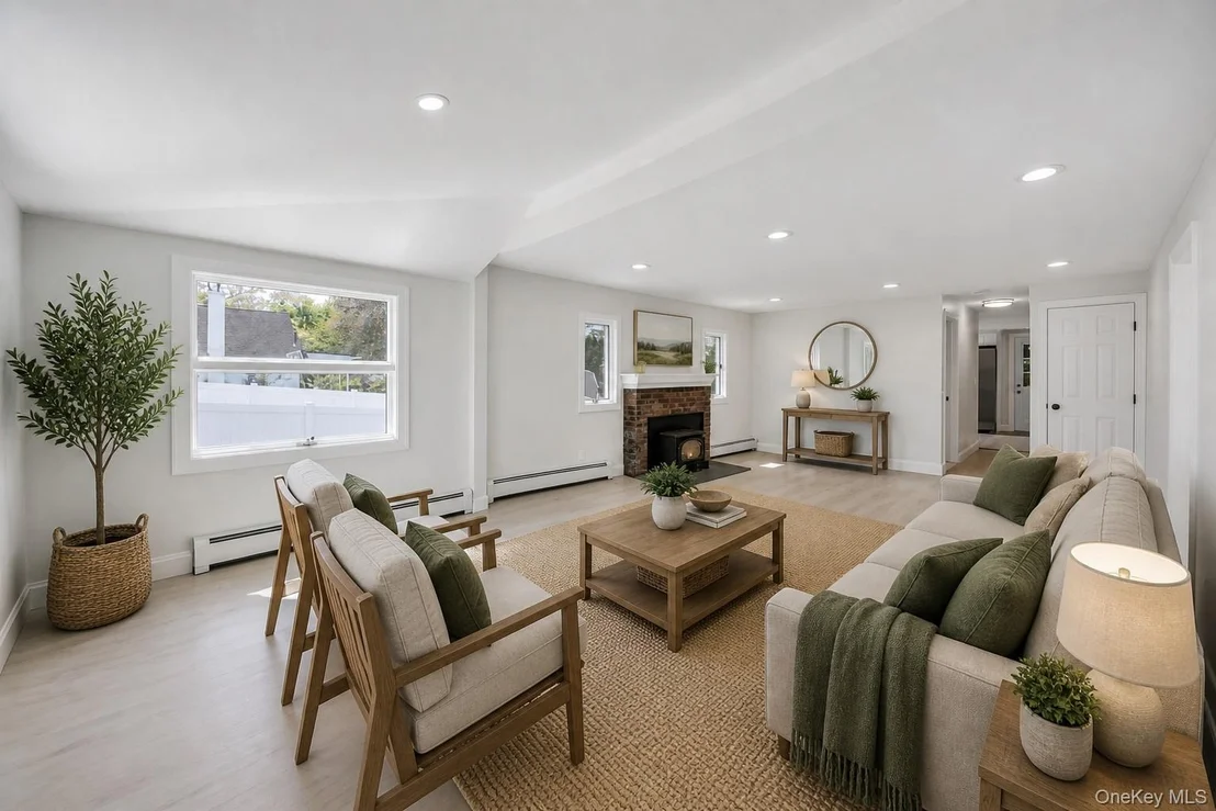 Photo of 18 Islip Drive