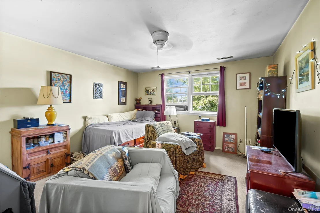 Photo of 7 Sutton Place