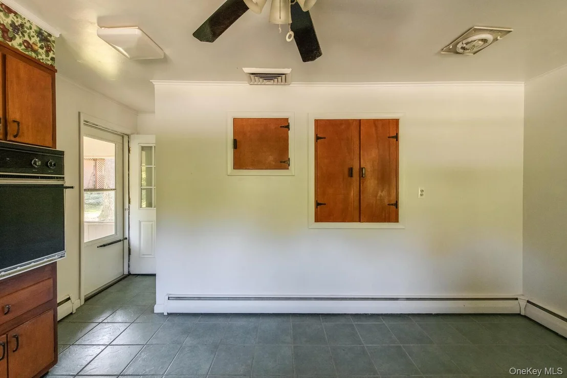 Photo of 44 Pine Woods Road