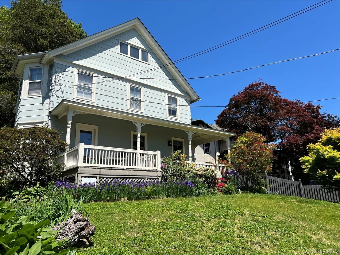 Photo of 95 Edgemont Road