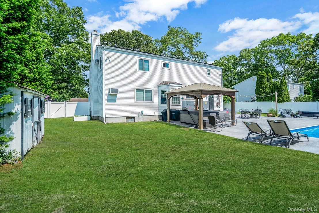 Photo of 4 Sharon Drive