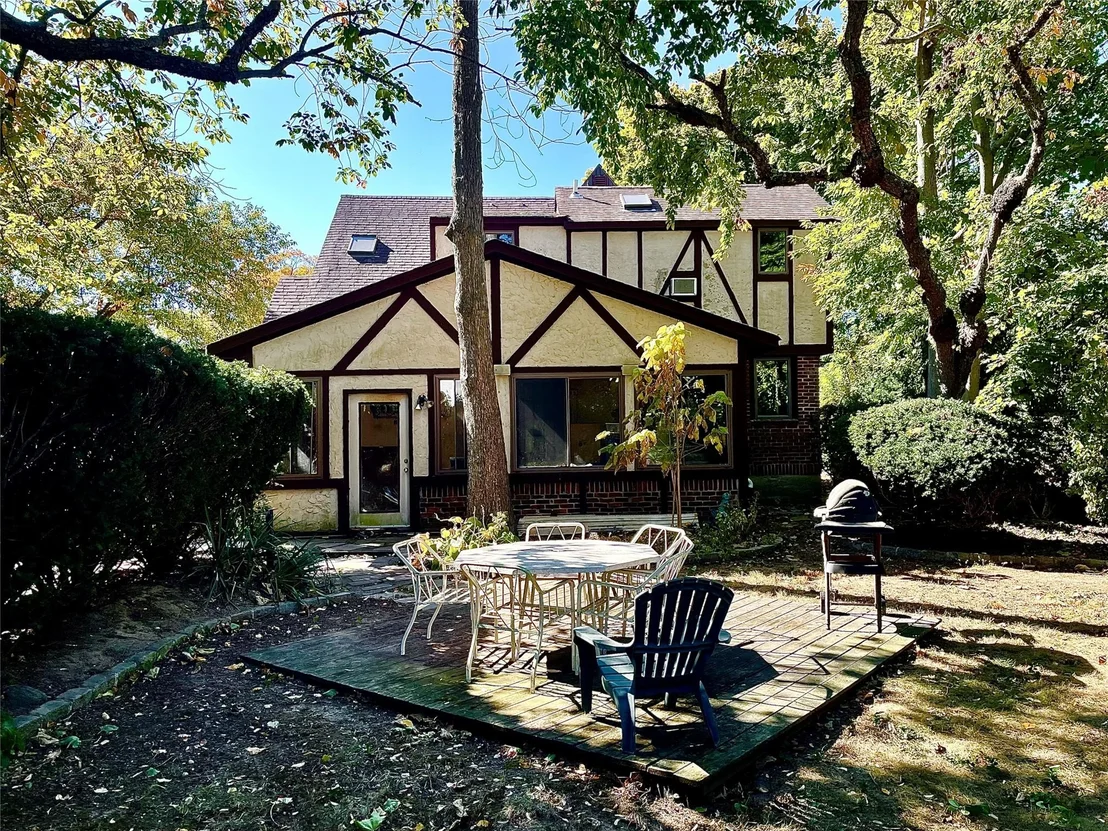 Photo of 59 Sunset Road