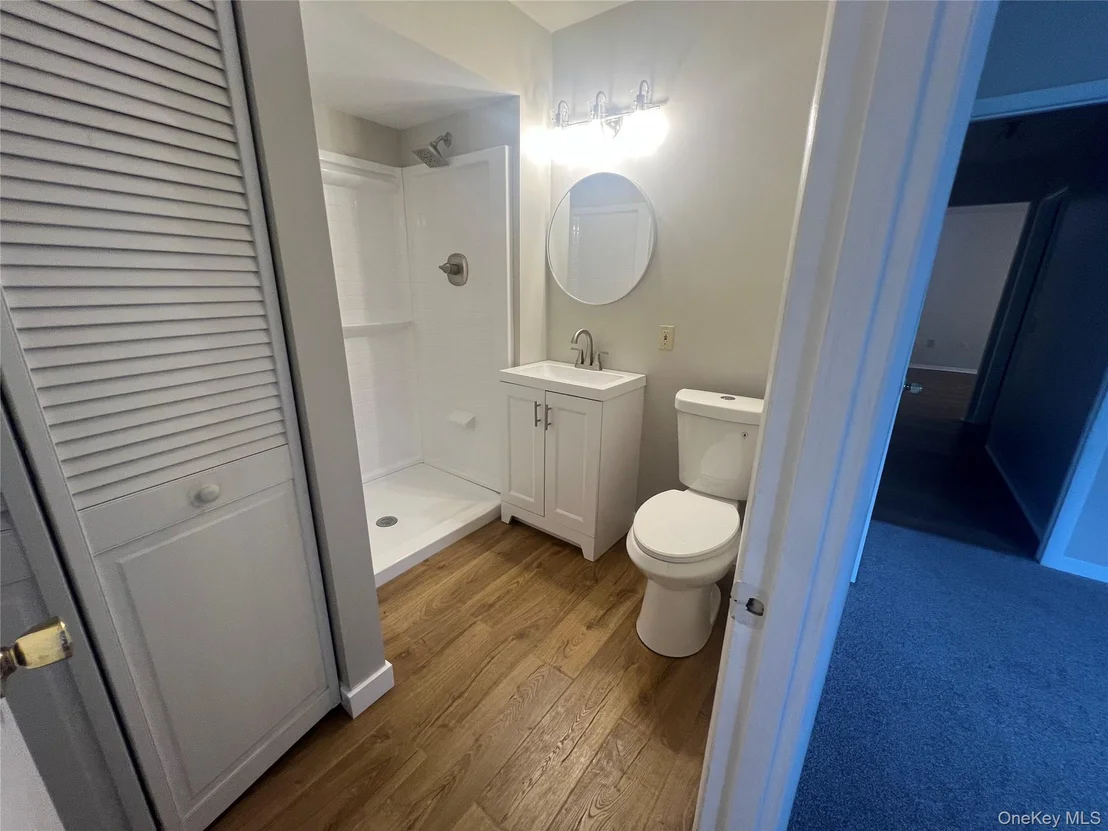 Photo of Unit D at 401 Commons Way