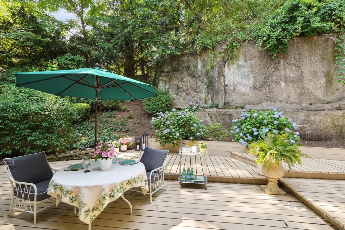 Photo of 10 Rockledge Road