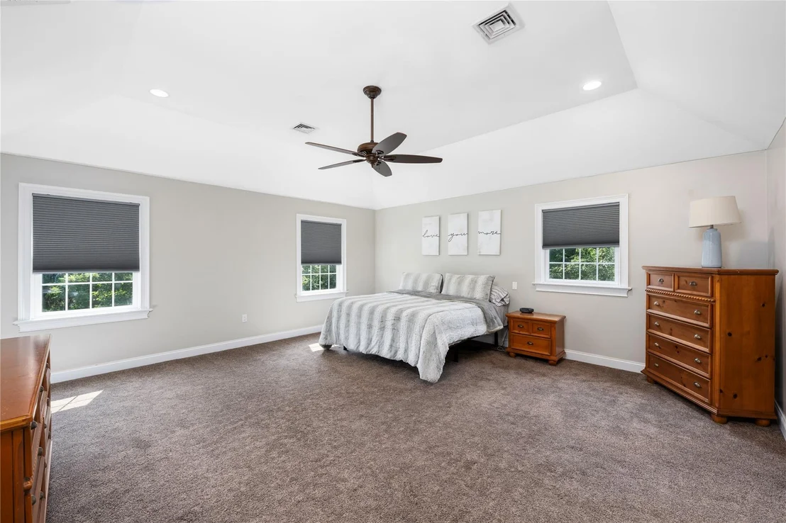 Photo of 90 Hampton Road