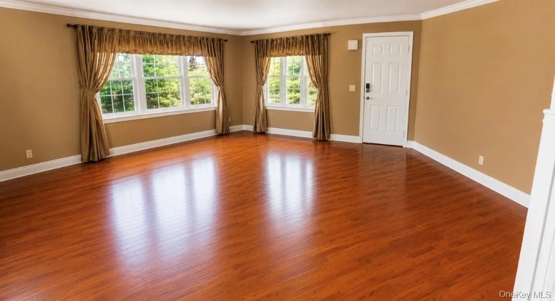 Photo of 64 Crestwood Boulevard