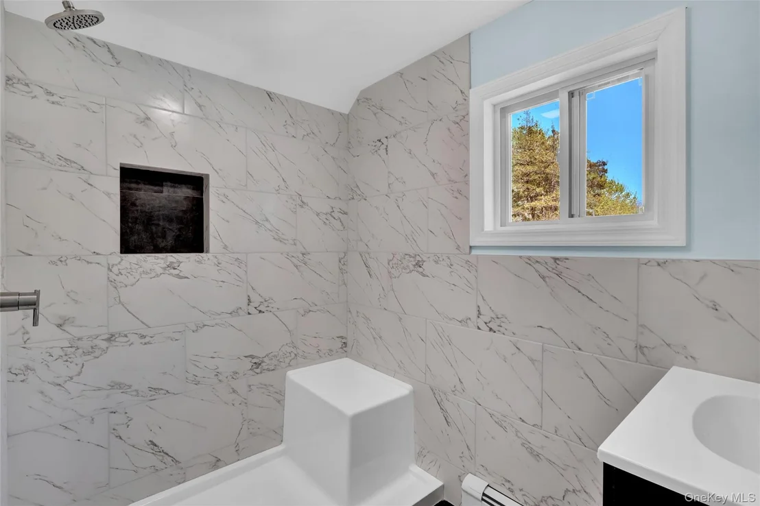 Photo of 339 Barton Avenue