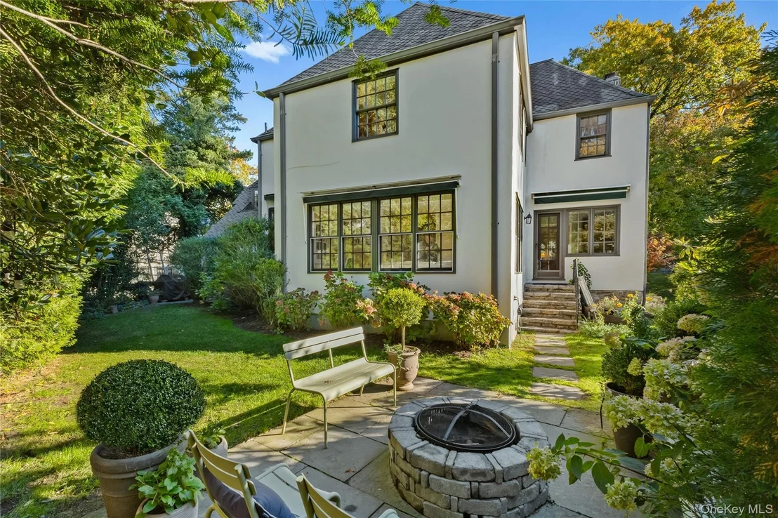 Photo of 30 Studio Lane