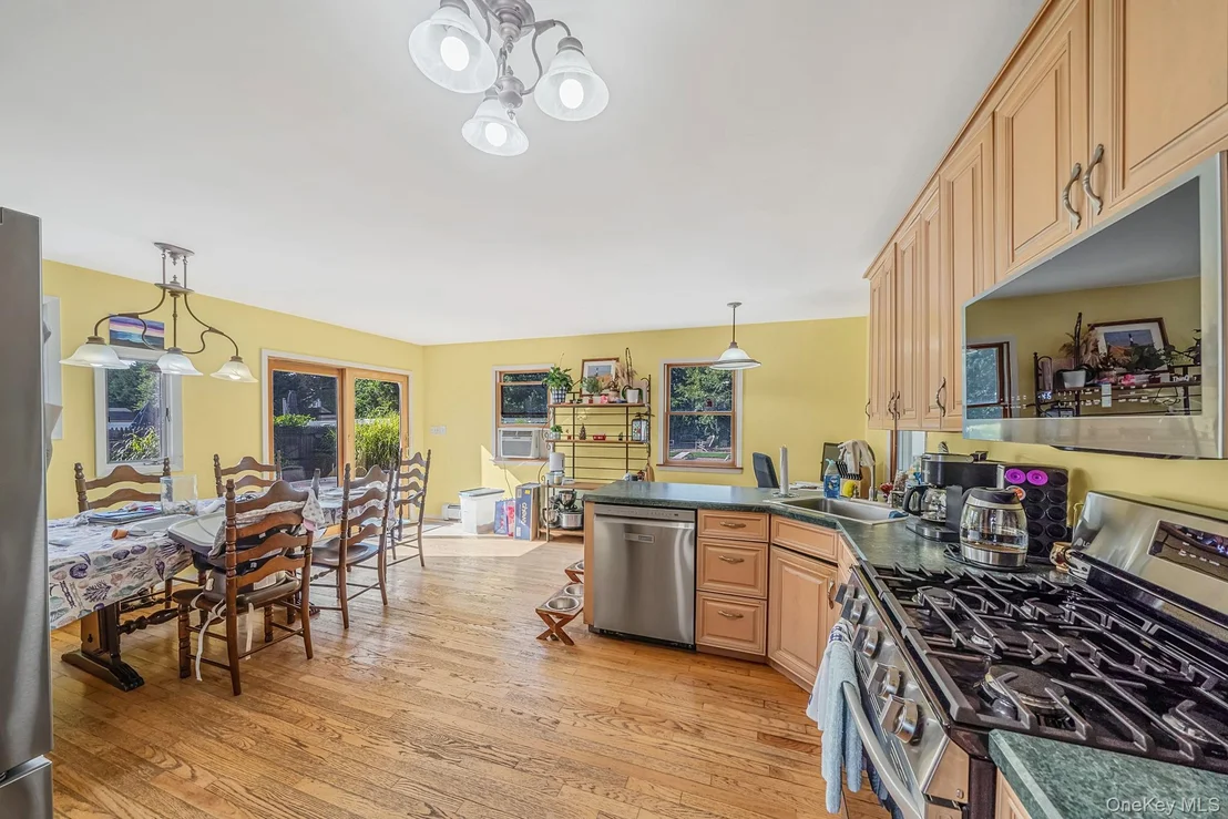 Photo of 65 Sylvia Drive