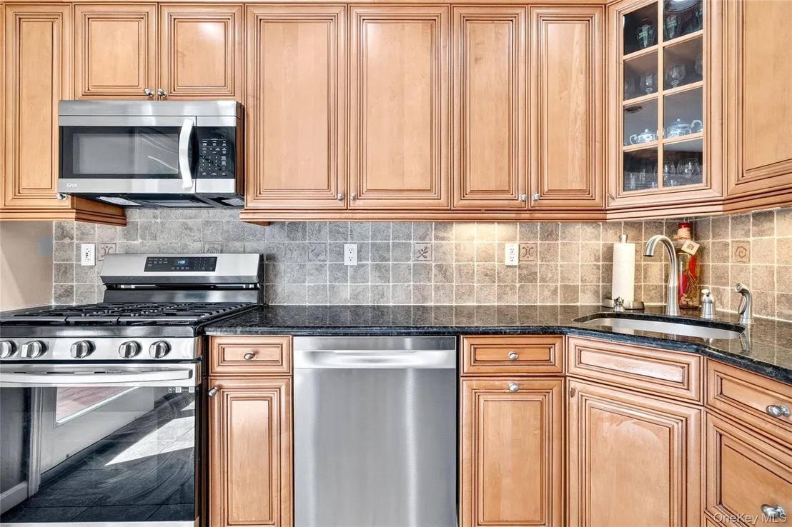 Photo of 4 Rockridge Drive