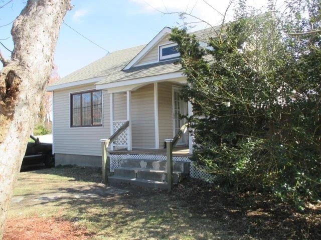 Photo of 641 Old Medford Avenue