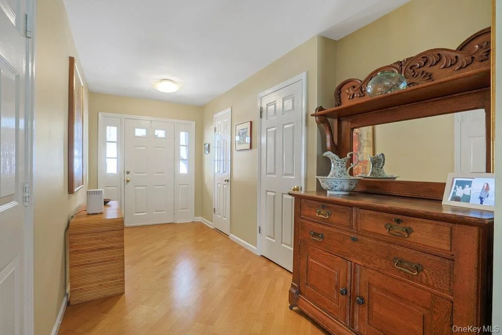 Photo of 1303 Regent Drive