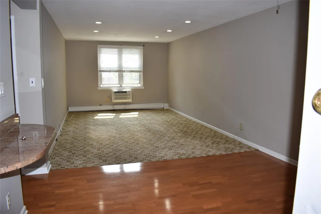 Photo of Unit 10B at 596 Broadway