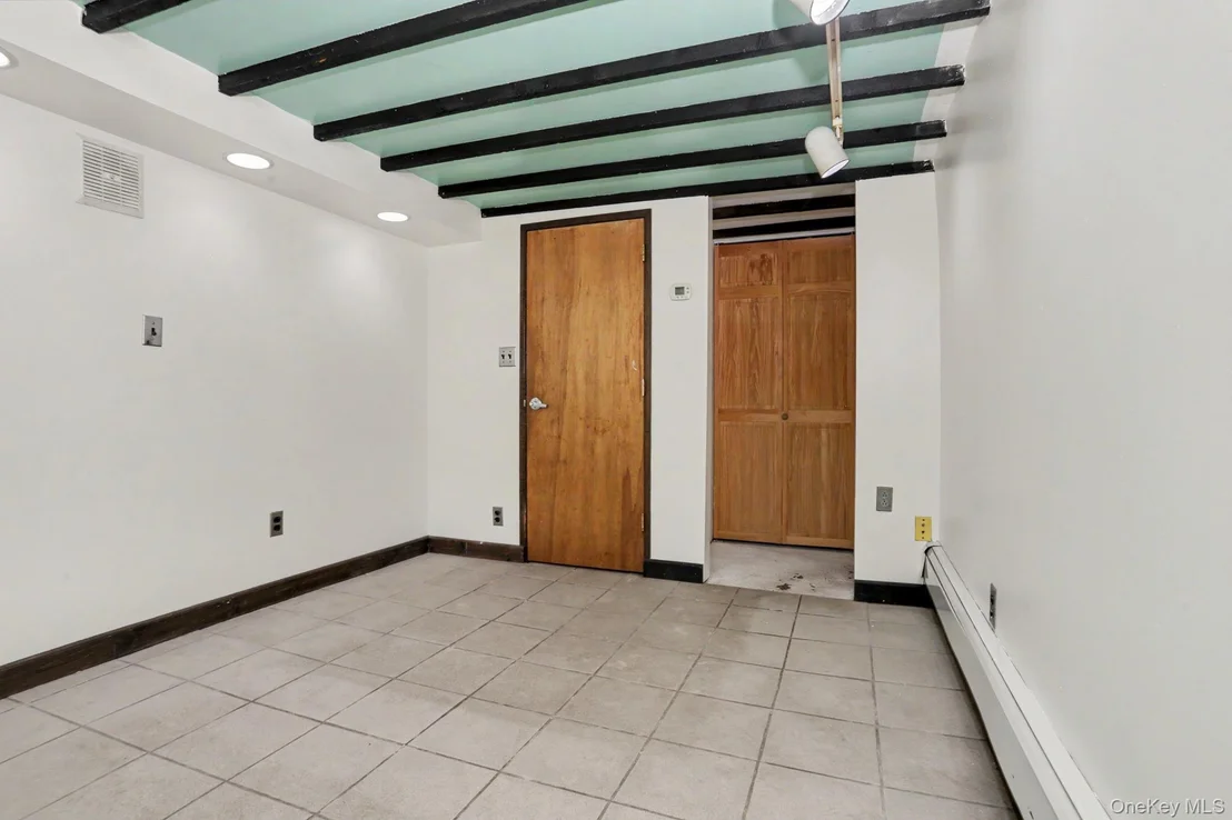 Photo of 33 Cedar Lane