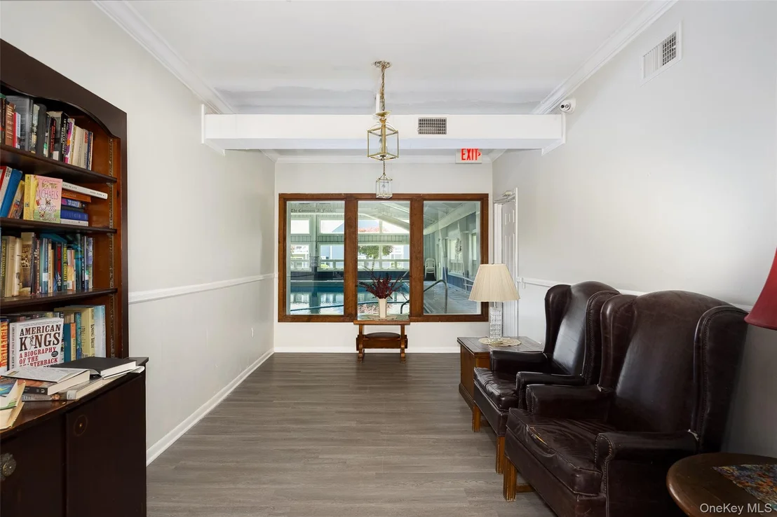 Photo of Unit G at 302 Commons Way