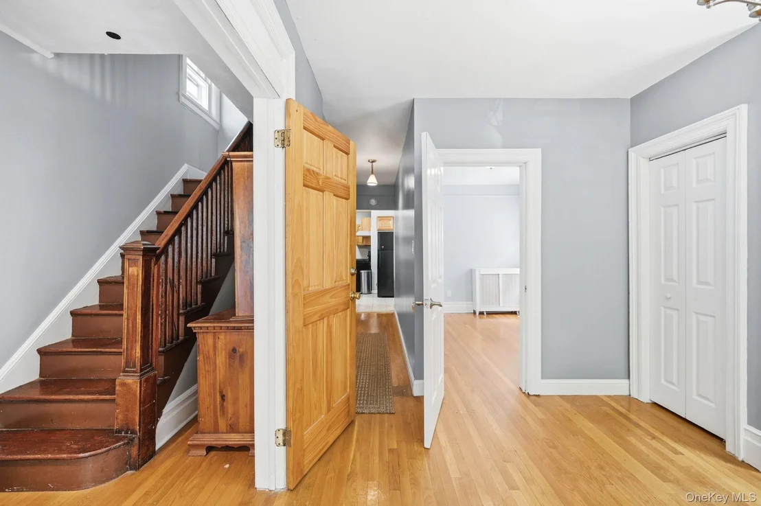 Photo of 4000 Pratt Avenue