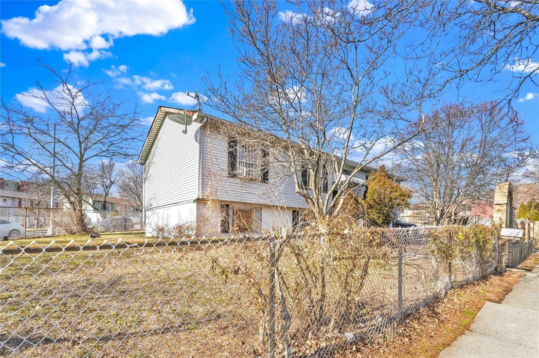 Photo of 1455 Seabury Place