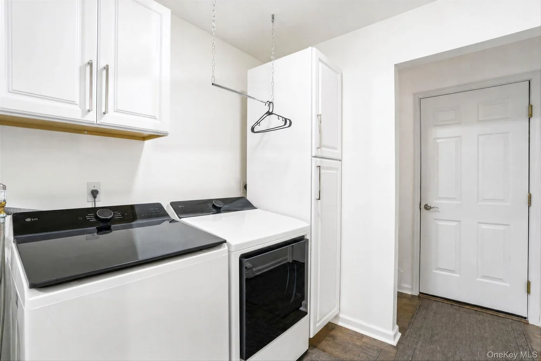 Photo of 15 Cedar Lane