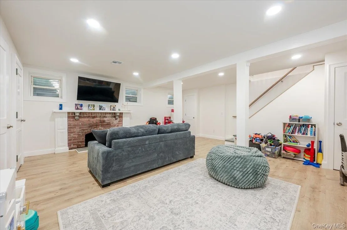 Photo of 55 Hickory Road