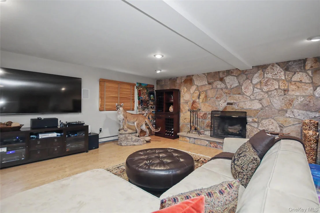 Photo of 102 Nicholson Road
