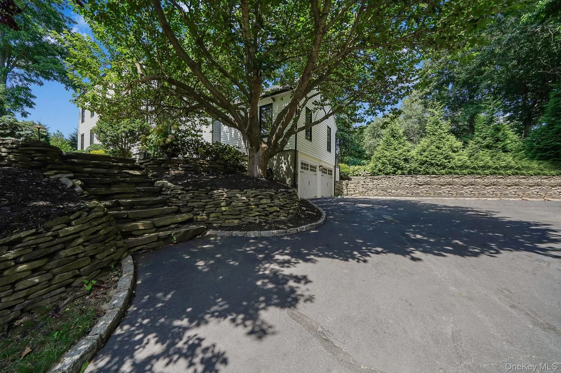 Photo of 9 Maureen Drive