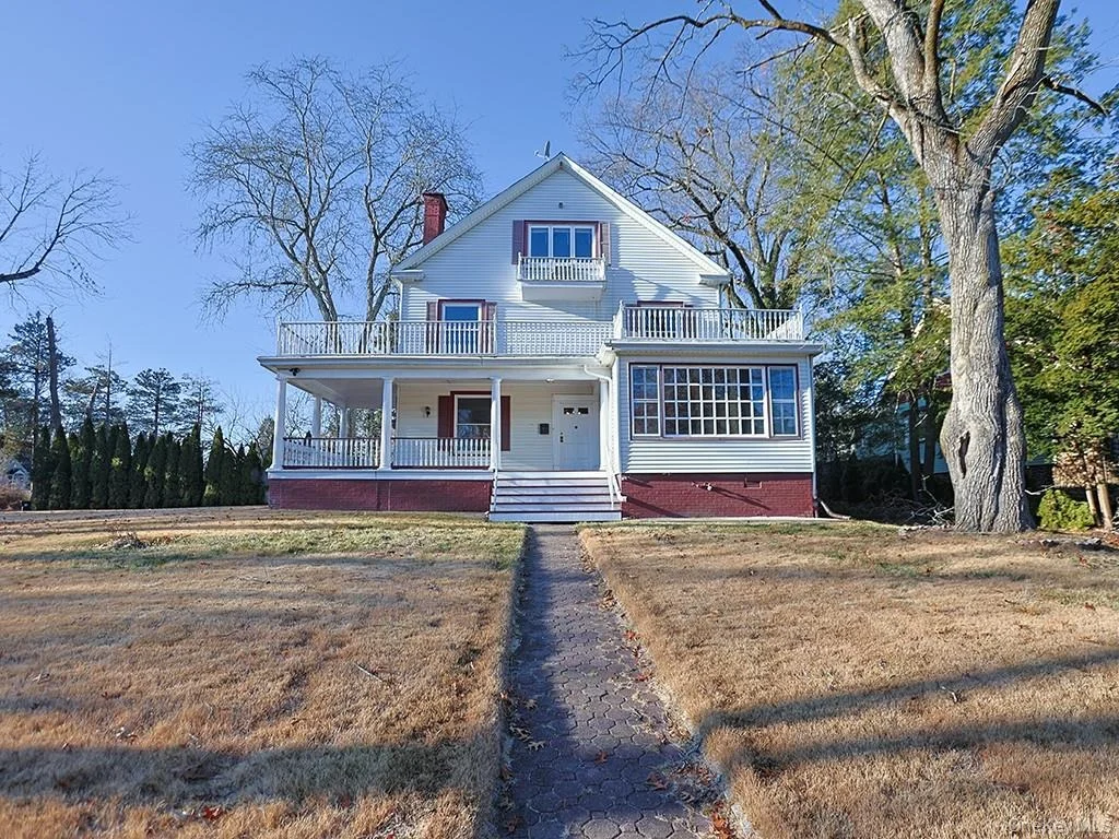 Photo of 113 Hooker Avenue