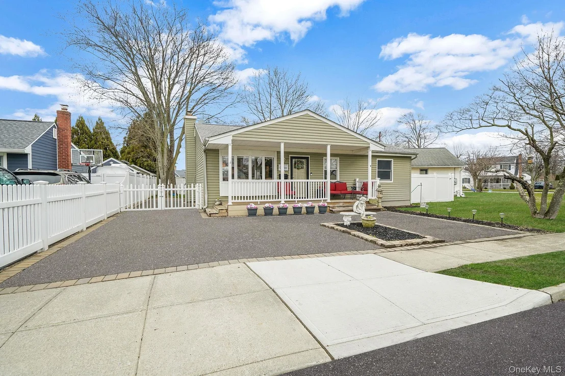 Photo of 11 Nehring Avenue