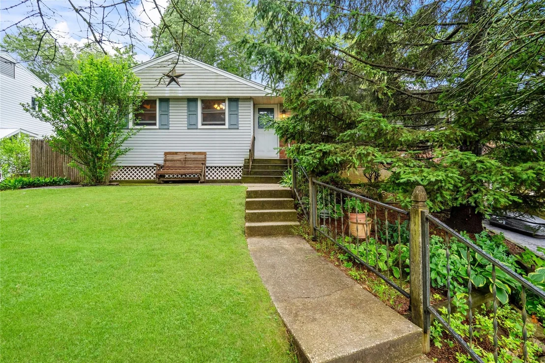 Photo of 18 Robin Drive