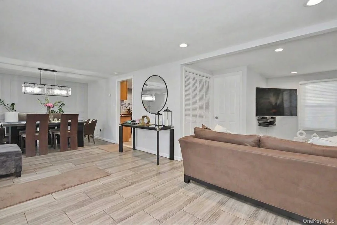 Photo of 28 Hurd Avenue