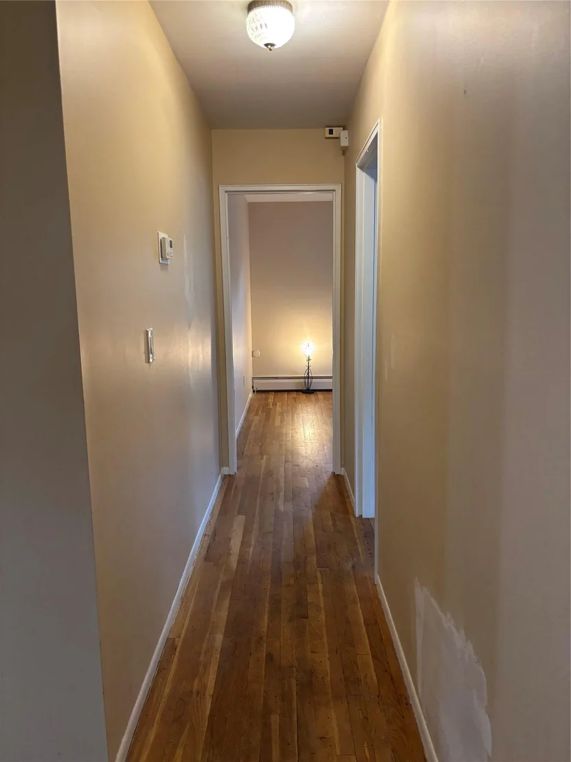 Photo of 52 Hofstra Drive