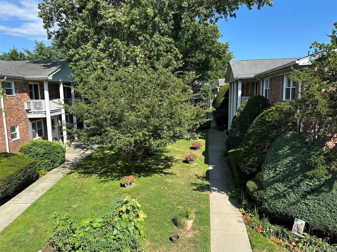 Photo of Unit 151 at 151 Fairharbor Drive