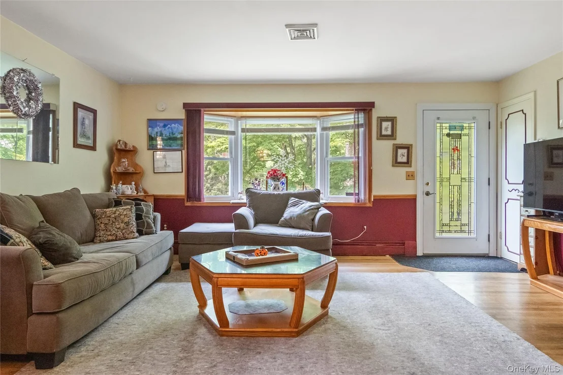 Photo of 36 Rochambeau Road
