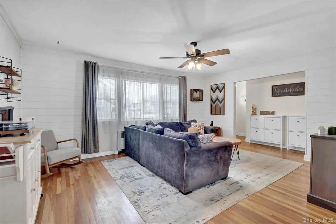 Photo of 2642 Clovermere Road