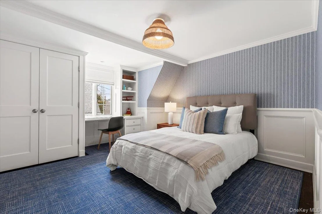 Photo of 2 Cowles Avenue