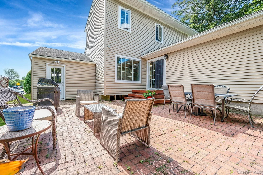 Photo of 122 Southern Parkway