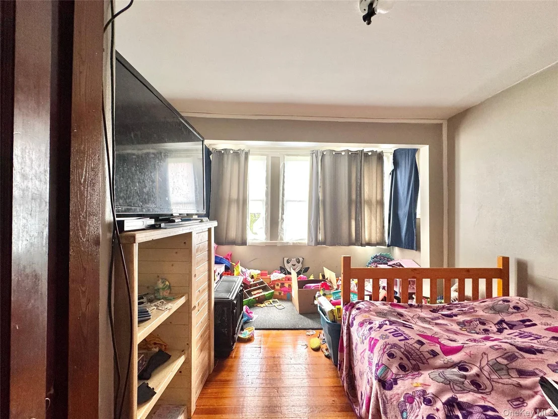 Photo of 8 Forest Hills Avenue