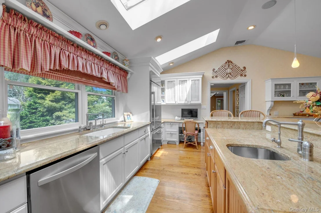 Photo of 8 Briarfield Drive