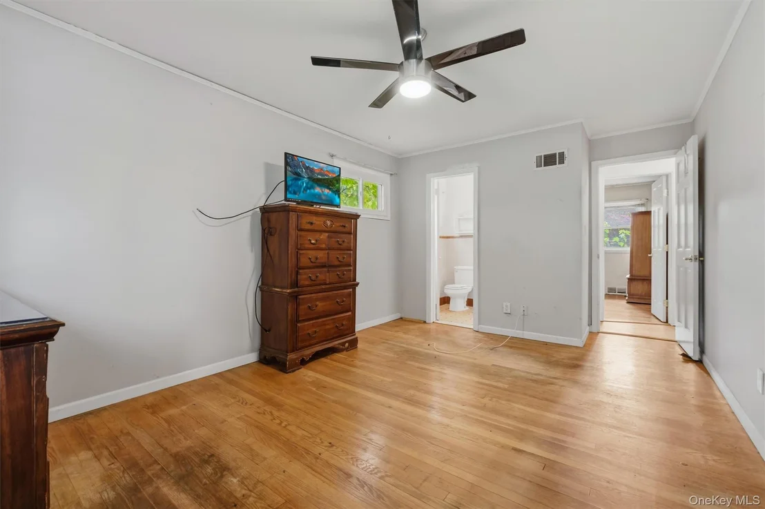 Photo of 4 Broadview Road